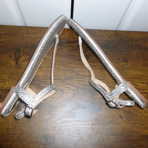 NWOT Betsey Johnson Silver Sequin Thong Sandals w/Ankle Straps - Picture 9 of 14